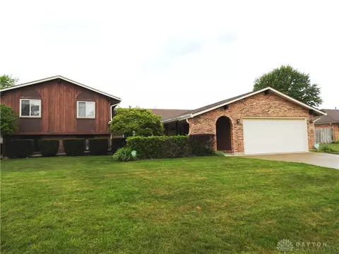7571 Glenhurst Dr, Dayton, OH 45414