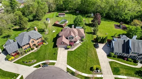1353 Ryan Ct, Springfield, OH 45503 photo 2