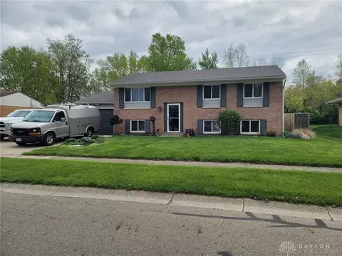 7324 Cosner Dr, Huber Heights, OH 45424