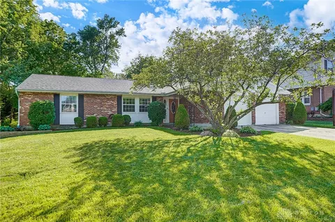 817 Weymouth Ct, Cincinnati, OH 45240