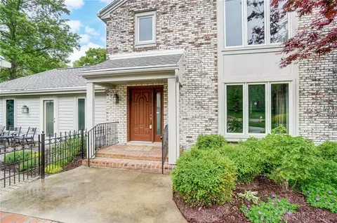 4473 Doornock Ct, Kettering, OH 45429 photo 2