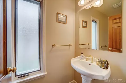 4473 Doornock Ct, Kettering, OH 45429 photo 34