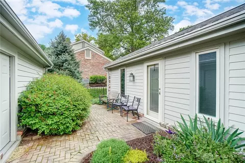 4473 Doornock Ct, Kettering, OH 45429 photo 7