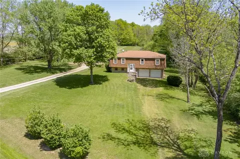 3372 State Route 380, Xenia, OH 45385