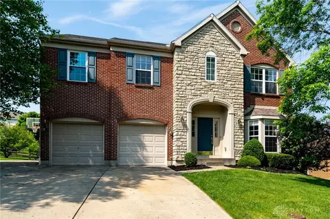 3822 Callaway Ct, Bellbrook, OH 45305