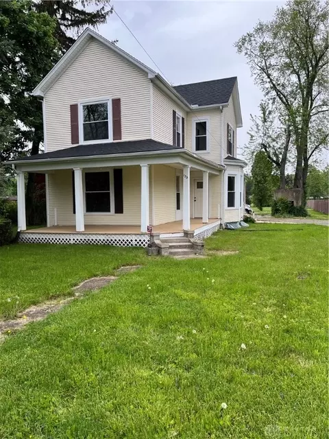 133 Community Dr, Dayton, OH 45404