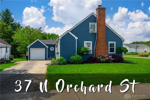 37 N Orchard St, Brookville, OH 45309