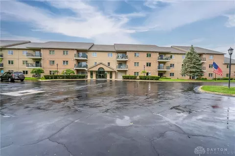 3170 E Stroop Rd #101, Kettering, OH 45440 photo 2