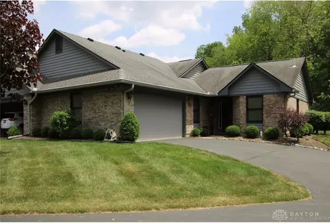 2222 Tall Timber Ct, Fairborn, OH 45324