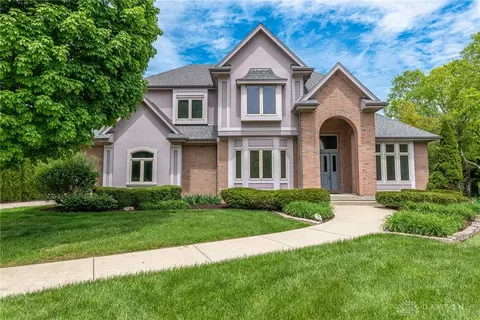 706 Brookmeade Ct, Dayton, OH 45434