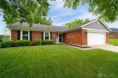 125 Renwood Pl, Springboro, OH 45066