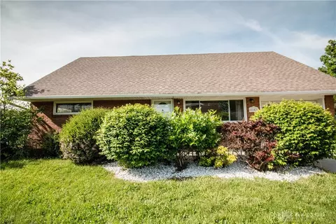 5257 Powell Rd, Dayton, OH 45424