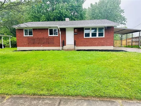 4651 Amesborough Rd, Dayton, OH 45420