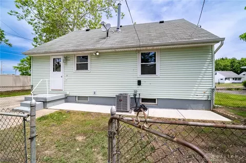 1316 Dutchess Ave, Kettering, OH 45420 photo 30