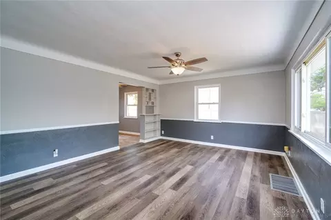 1316 Dutchess Ave, Kettering, OH 45420 photo 5