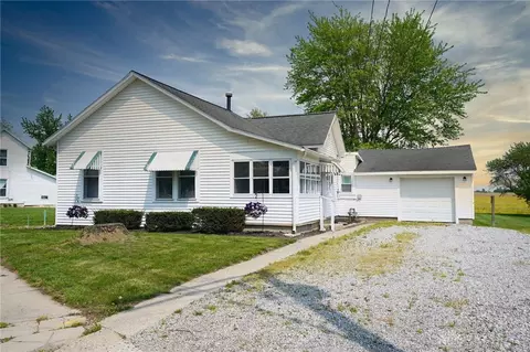 196 Elm St, Hollansburg, OH 45332