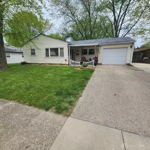 2720 Blackhawk Rd, Dayton, OH 45420