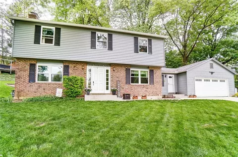 950 Oakcreek Dr, Dayton, OH 45429