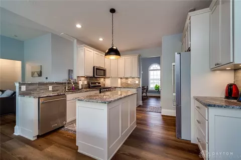9264 Bennington Way, Centerville, OH 45458 photo 16