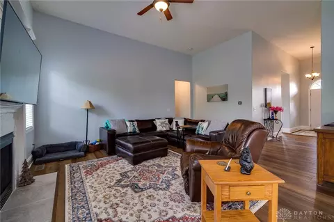 9264 Bennington Way, Centerville, OH 45458 photo 11