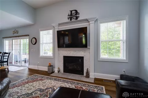 9264 Bennington Way, Centerville, OH 45458 photo 12