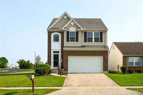 2300 W Girard Ln, Troy, OH 45373