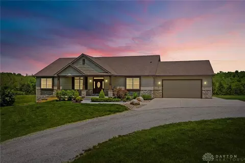 1213 Ogden Rd, Wilmington, OH 45177