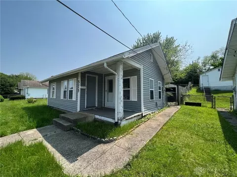 375 Stelton Rd, Xenia, OH 45385