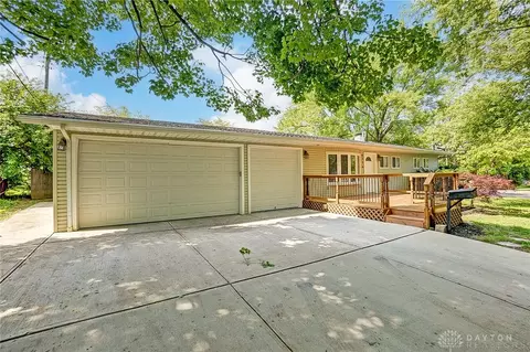 4116 Wolf Rd, Dayton, OH 45416