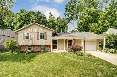 85 Bramblebush Ln, Springboro, OH 45066