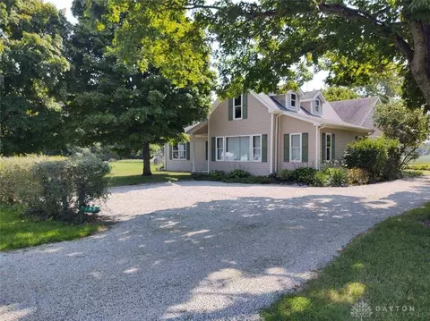 2745 Hollansburg Sampson Rd, New Madison, OH 45346