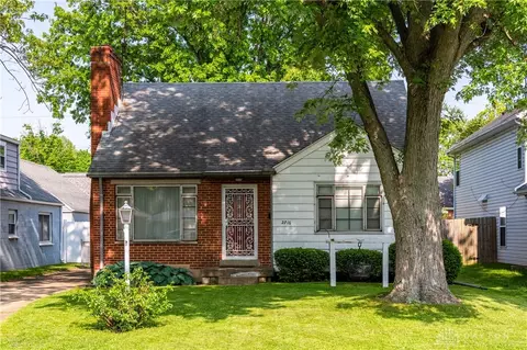 2716 Oakley Ave, Kettering, OH 45419