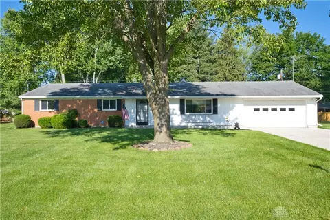 5145 Glenmina Dr, Dayton, OH 45440