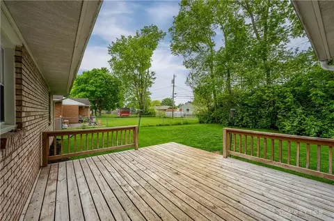 962 Crestview Dr, Troy, OH 45373 photo 28