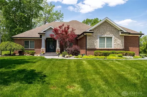 9777 Country Creek Way, Washington Township, OH 45458