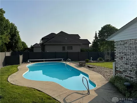 9503 Copperton Dr, Dayton, OH 45458
