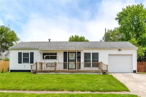 1966 Amanda St, Springfield, OH 45506