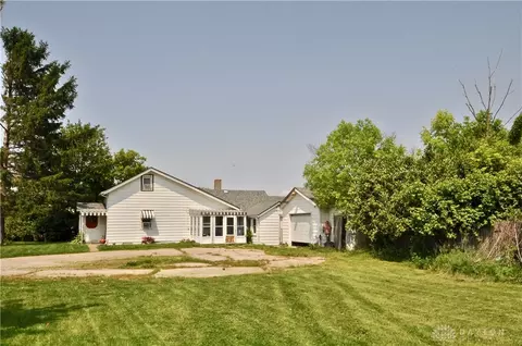 8451 W National Rd, New Carlisle, OH 45344