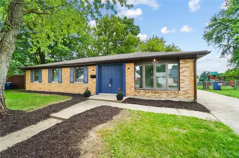 7625 Damascus Dr, Huber Heights, OH 45424