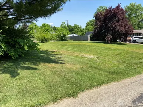 2084 Cardinal Ave, Fairfield, OH 45014