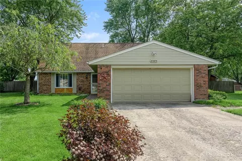 8283 Sunnyvale Cir, Huber Heights, OH 45424