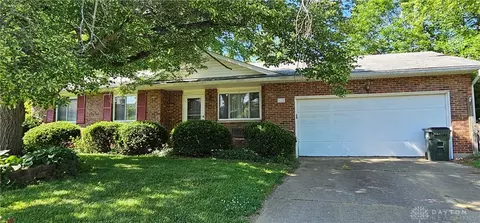 117 Sue Dr, Germantown, OH 45327