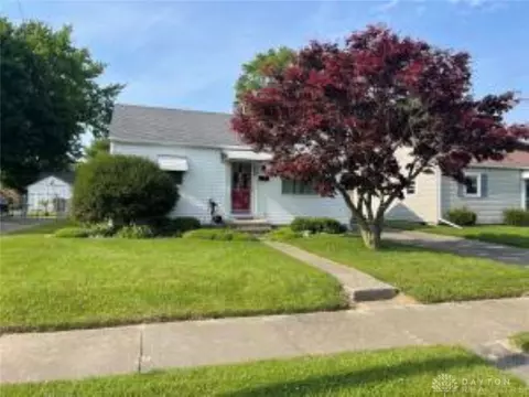 2358 Dellwood Dr, Springfield, OH 45505