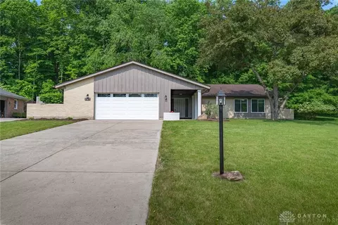265 Scarlett Dr, Dayton, OH 45434