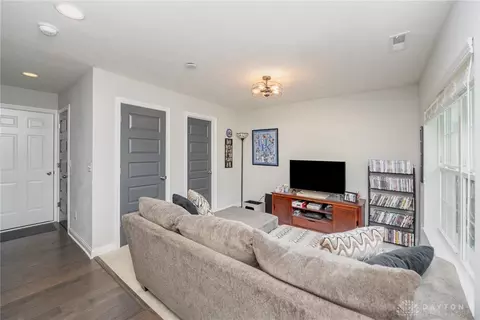 804 Brownstone Row, Springboro, OH 45066 photo 13