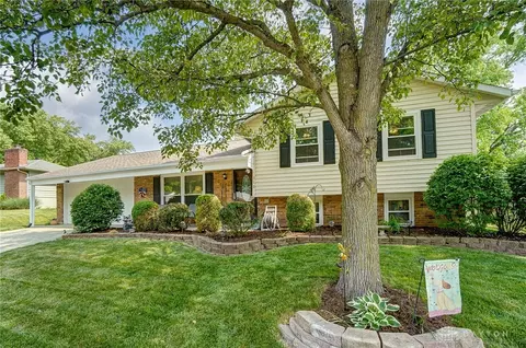 310 Whispering Pines St, Springboro, OH 45066