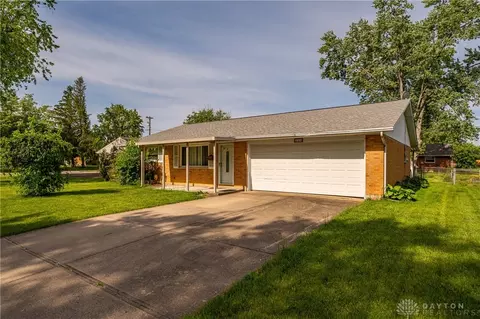 449 Hazelhurst St, New Lebanon, OH 45345