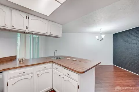 5911 Gloucester Ct, Dayton, OH 45440 photo 15