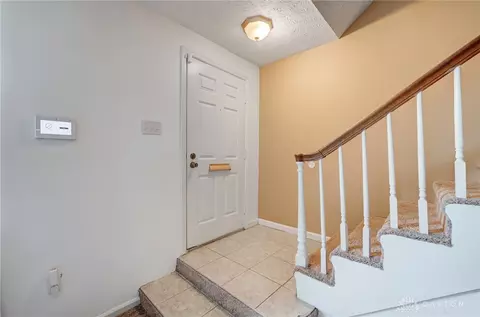 5911 Gloucester Ct, Dayton, OH 45440 photo 4