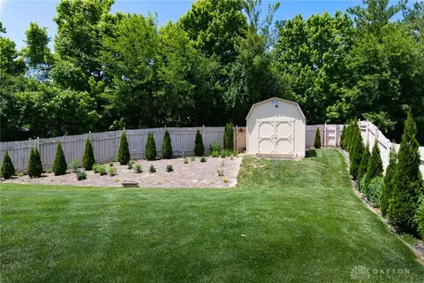 1401 Farrington Dr, Kettering, OH 45420 photo 32